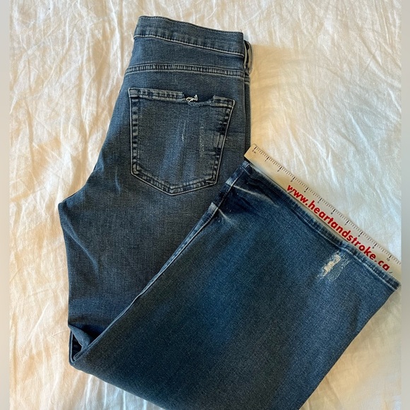 Forever 21 jeans - Picture 3 of 4